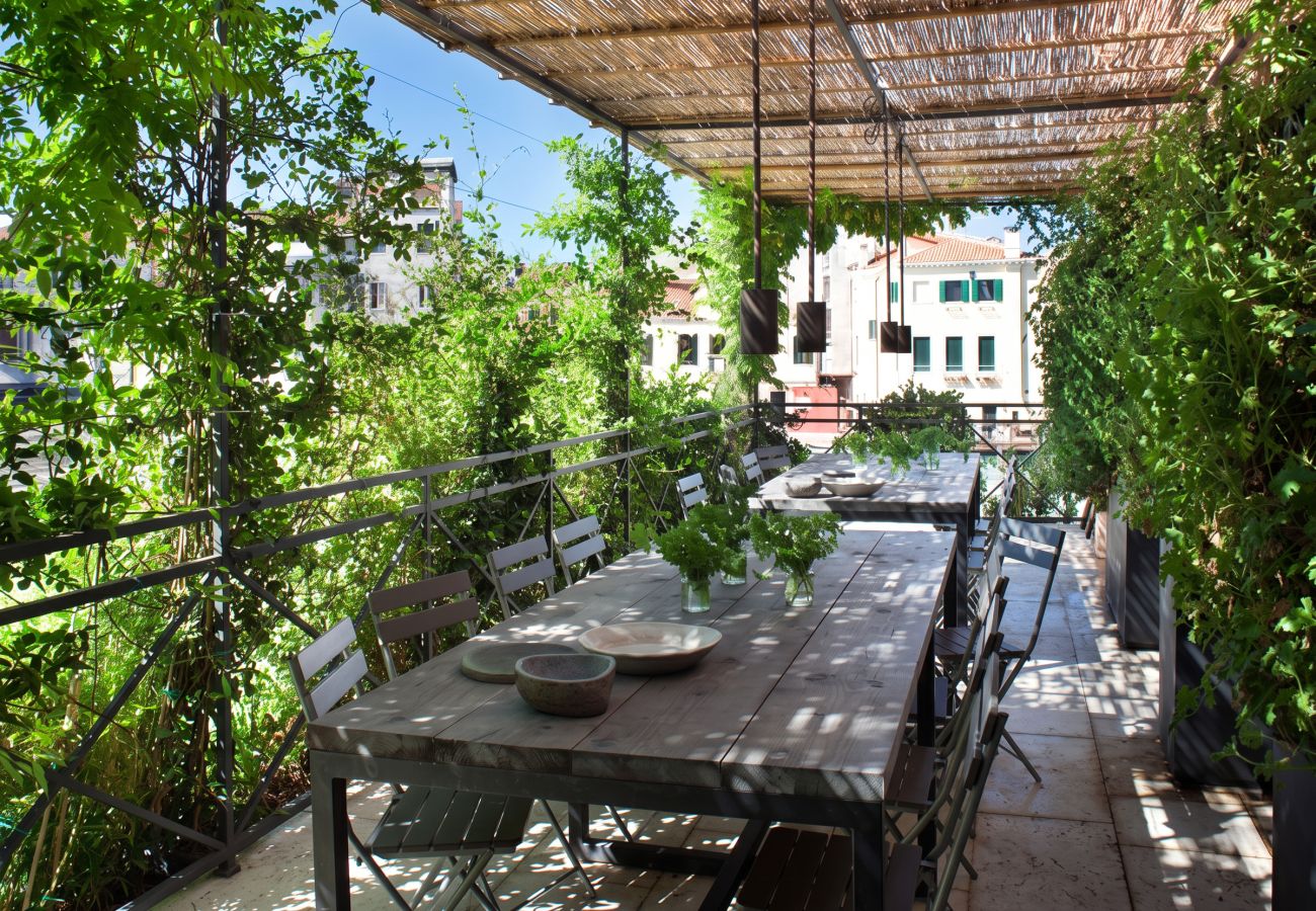 Villa a Castello - VILLA LAGUNA - PRIVATE WATERFRONT RESIDENCE 