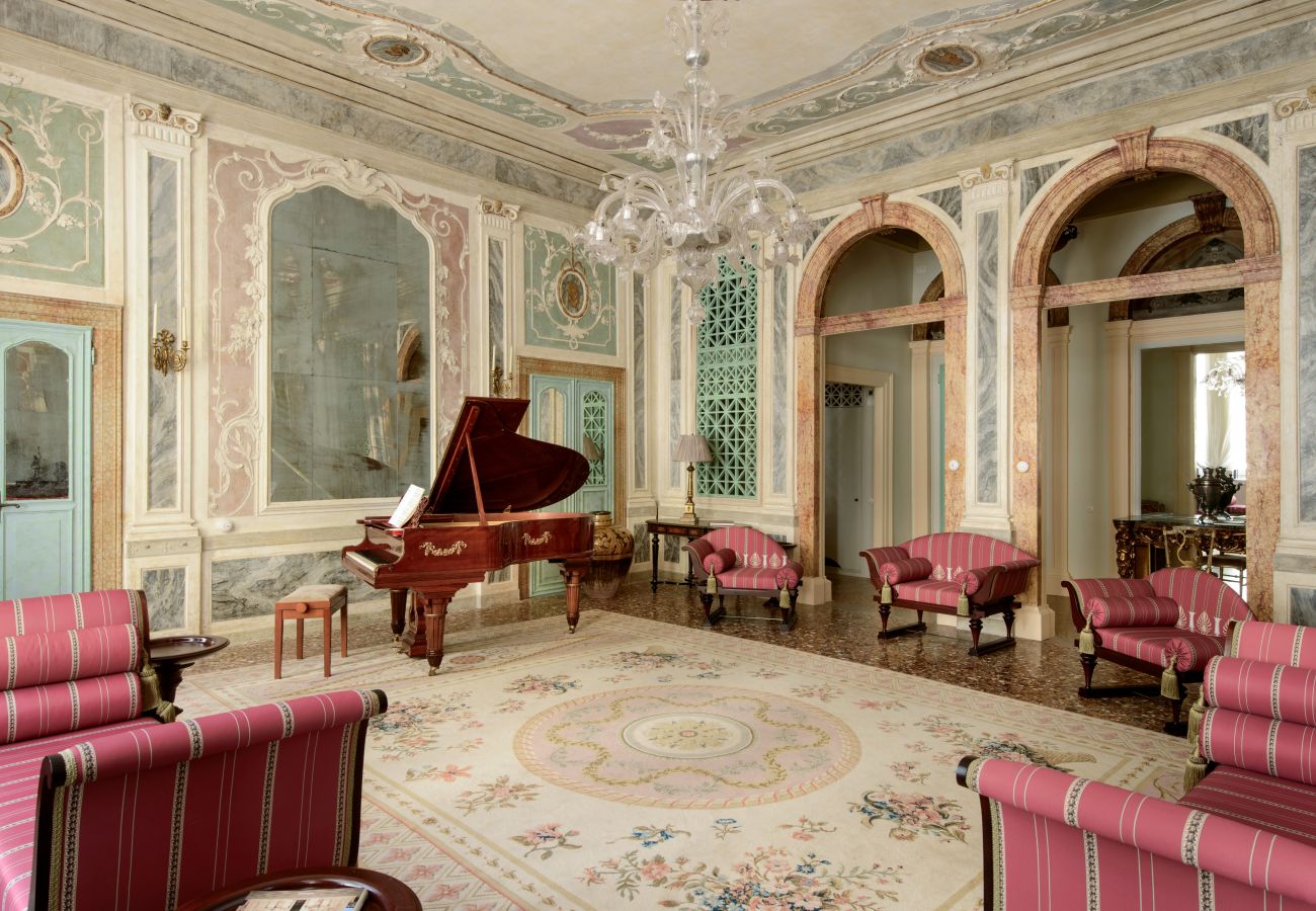 Apartment in Venice - PALAZZO GRIMANI- NOBLE FLOOR