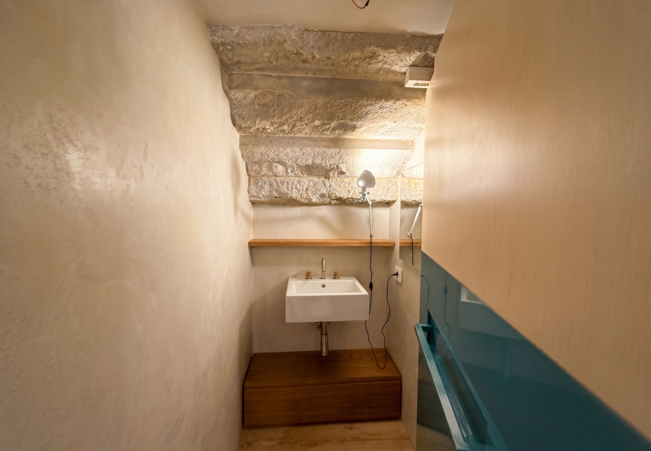 Apartment in Dorsoduro - Ca’ Cinzia | Venetian Design Home & Canal View